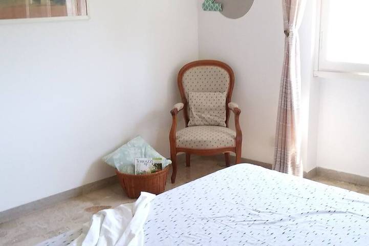 Ganze Wohnung, 50 Meter vom Zyklus und die Sandstrände in Bagni Azzurri, Sanremo Gemeinde
