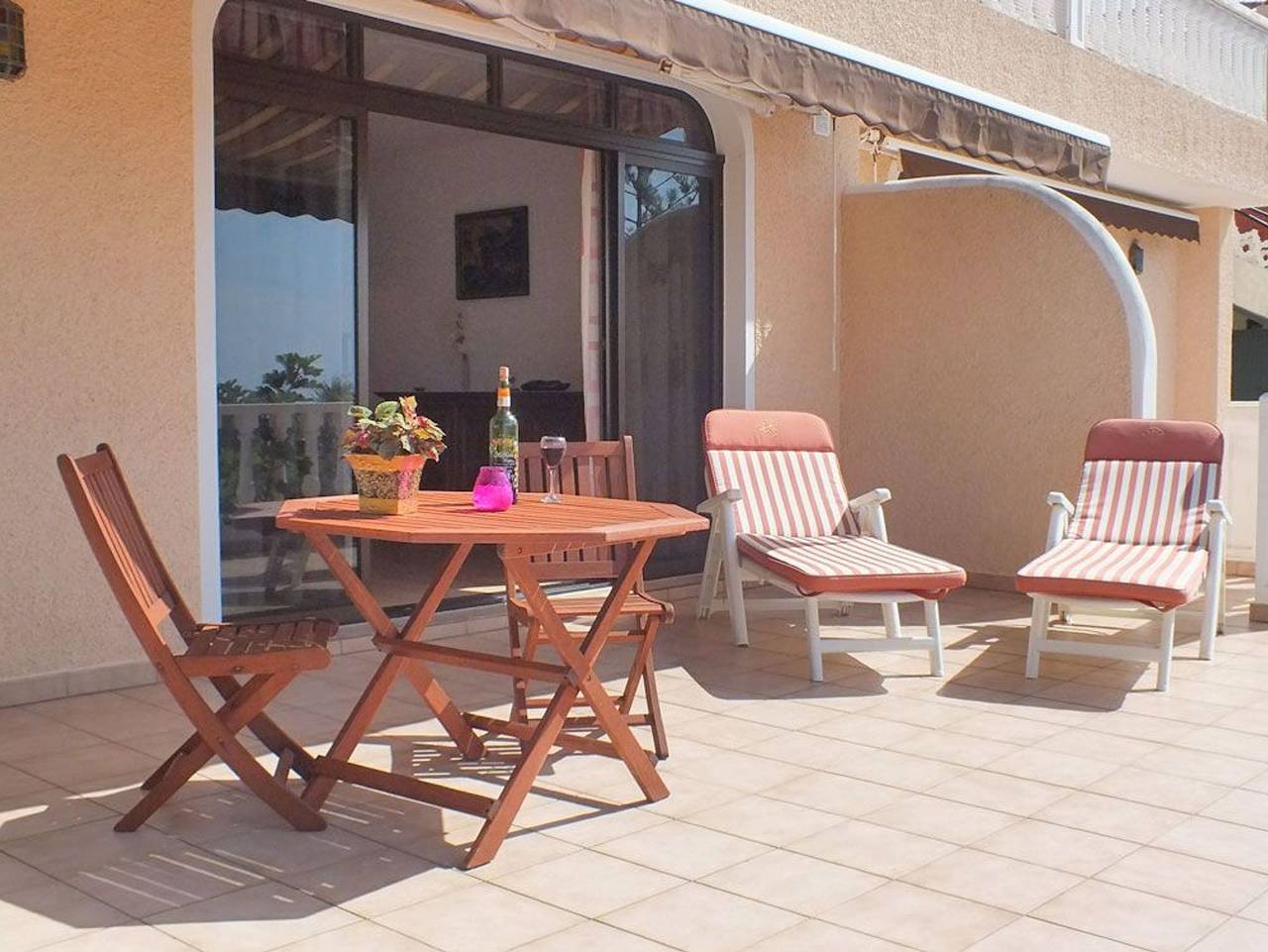 Ganze Ferienwohnung, Ferienapartment mit Meerblick und Terrasse in El Sauzal, Teneriffa Nord
