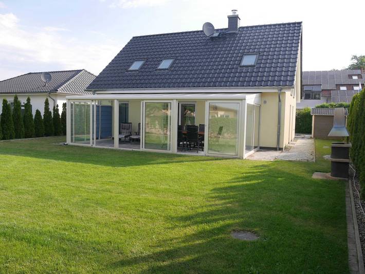 Ferienhaus für 8 Personen, mit Terrasse und Garten sowie Sauna, kinderfreundlich in Karlshagen