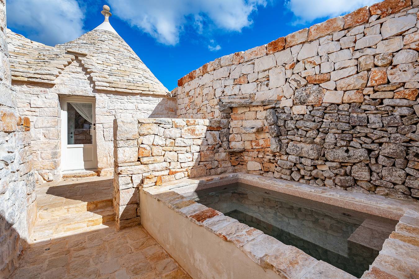 Masseria Maranna Trulli & Spa in Martina Franca, Valle D'Itria