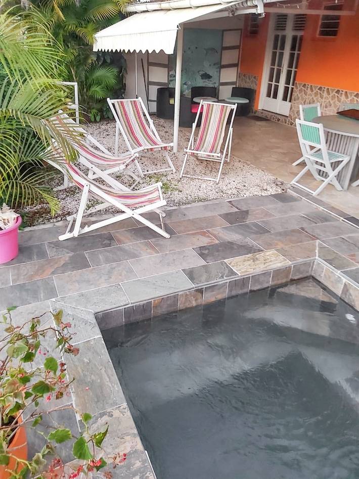 Gîte pour 4 personnes, avec jardin en Martinique - 2