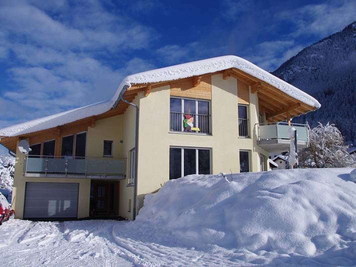 Gîte pour 4 personnes, avec Balcon à Andeer