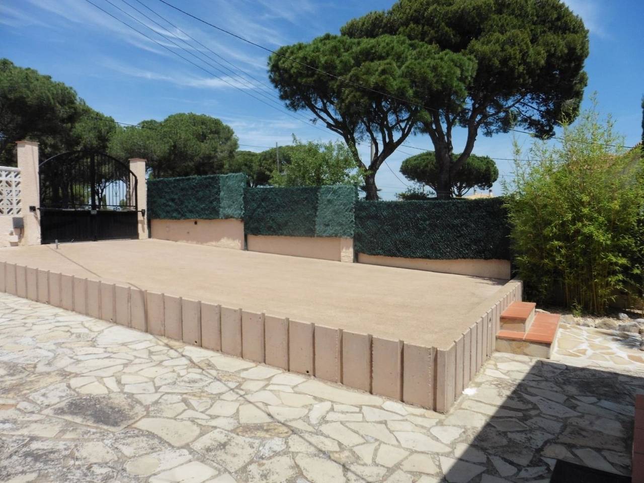 Holiday home for 8 people with balcony in l'Escala, Upper Empordà