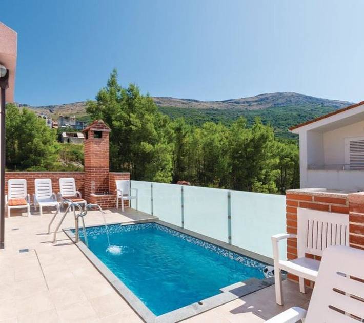 Ferienwohnung für 8 Personen, mit Garten und Pool sowie Ausblick - 1