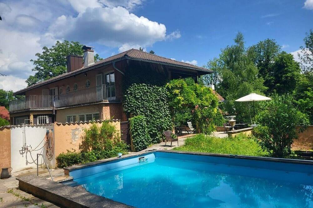Hochwertige Villa am Starnberger See mit Pool in Starnberg, Starnberger See
