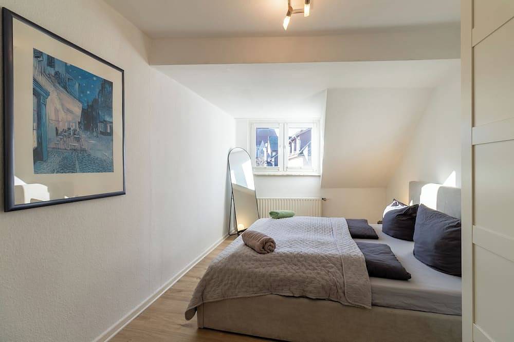 Entire apartment, Charming maisonette in the heart of the Magni district - stylish, central & cozy in Braunschweig (Germany), Brunswick Region