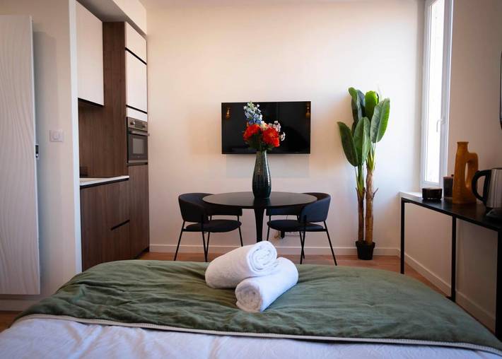 Gîte pour 2 personnes, avec vue, animaux acceptés dans Palais des Congrès Opéra - 4