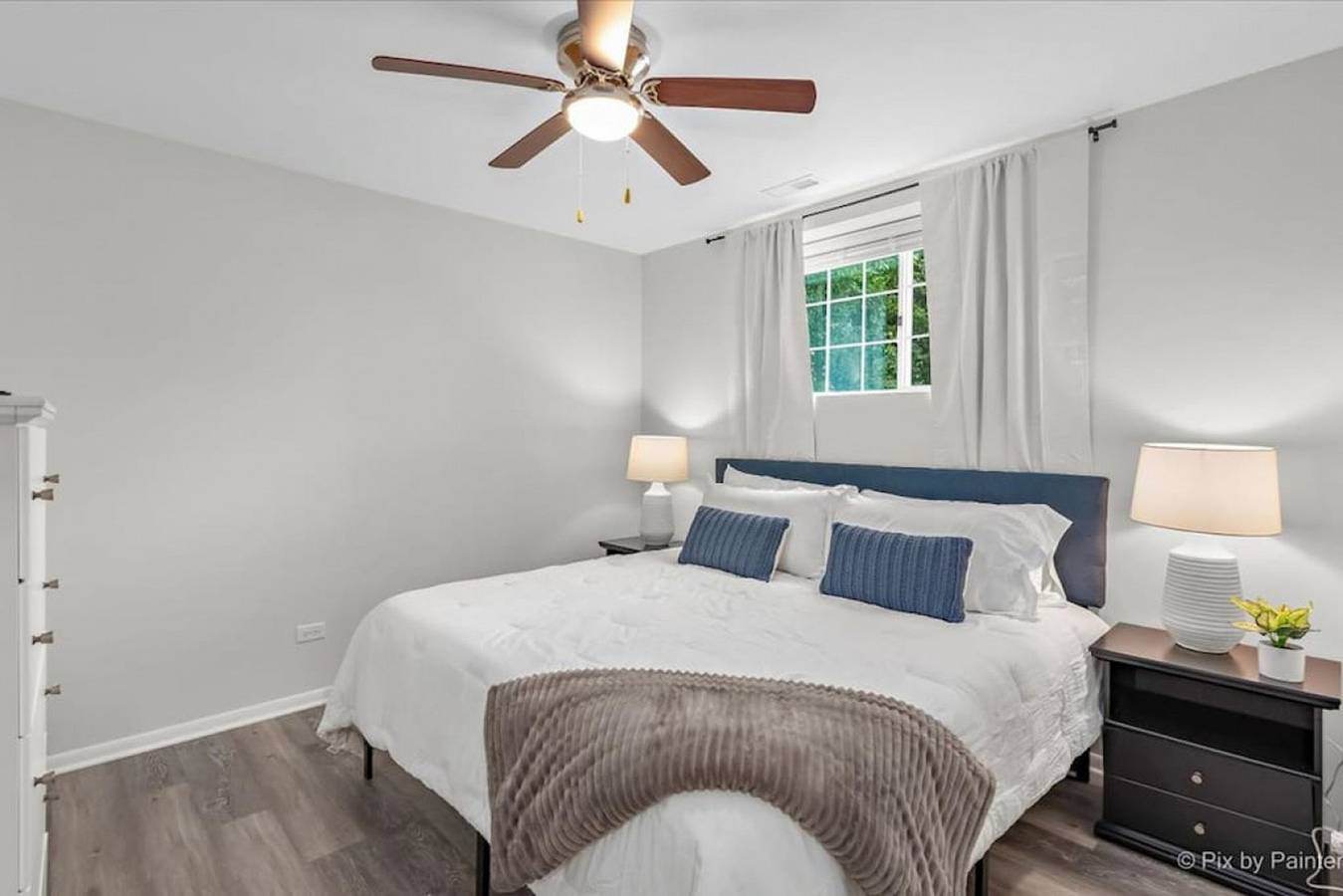 King bed | Crystal Lake | Mchenry | Cary | Cozy in Condado de McHenry