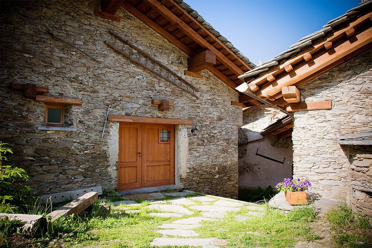 Chalet 'Civico 2' mit Bergblick, Balkon und Wlan in Marmora, Cuneo Provinz
