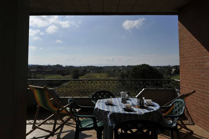 Gîte pour 4 personnes, avec jardin ainsi que terrasse et piscine à Tuoro sul Trasimeno - 3