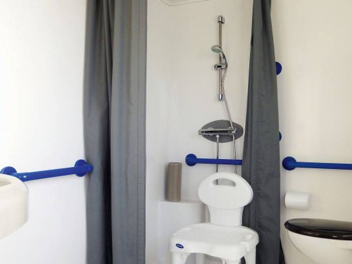Mobil home pour 4 personnes, avec piscine à Seillac - 3