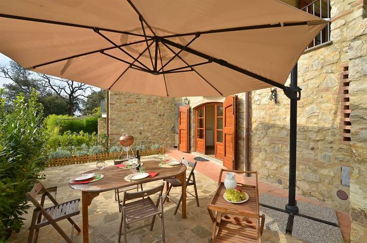 Apartamento de vacaciones para 4 personas, con terraza además de piscina y jardín - 1