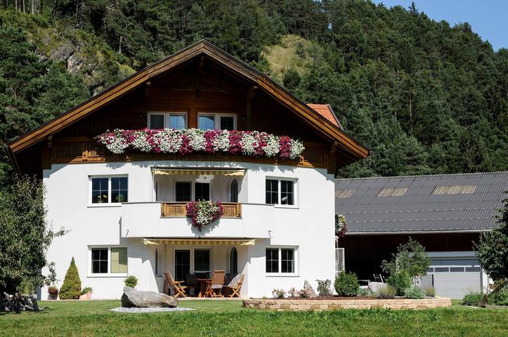 Ferienwohnung für 4 Personen, mit Garten und Ausblick