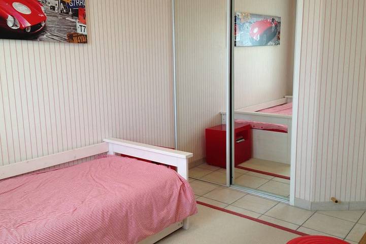 Location de vacances pour 8 personnes, avec terrasse et jardin dans Pyla-sur-Mer - 4