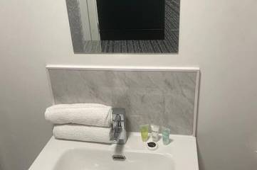 Glamping for 4 People in Liverpool, Merseyside, Photo 4