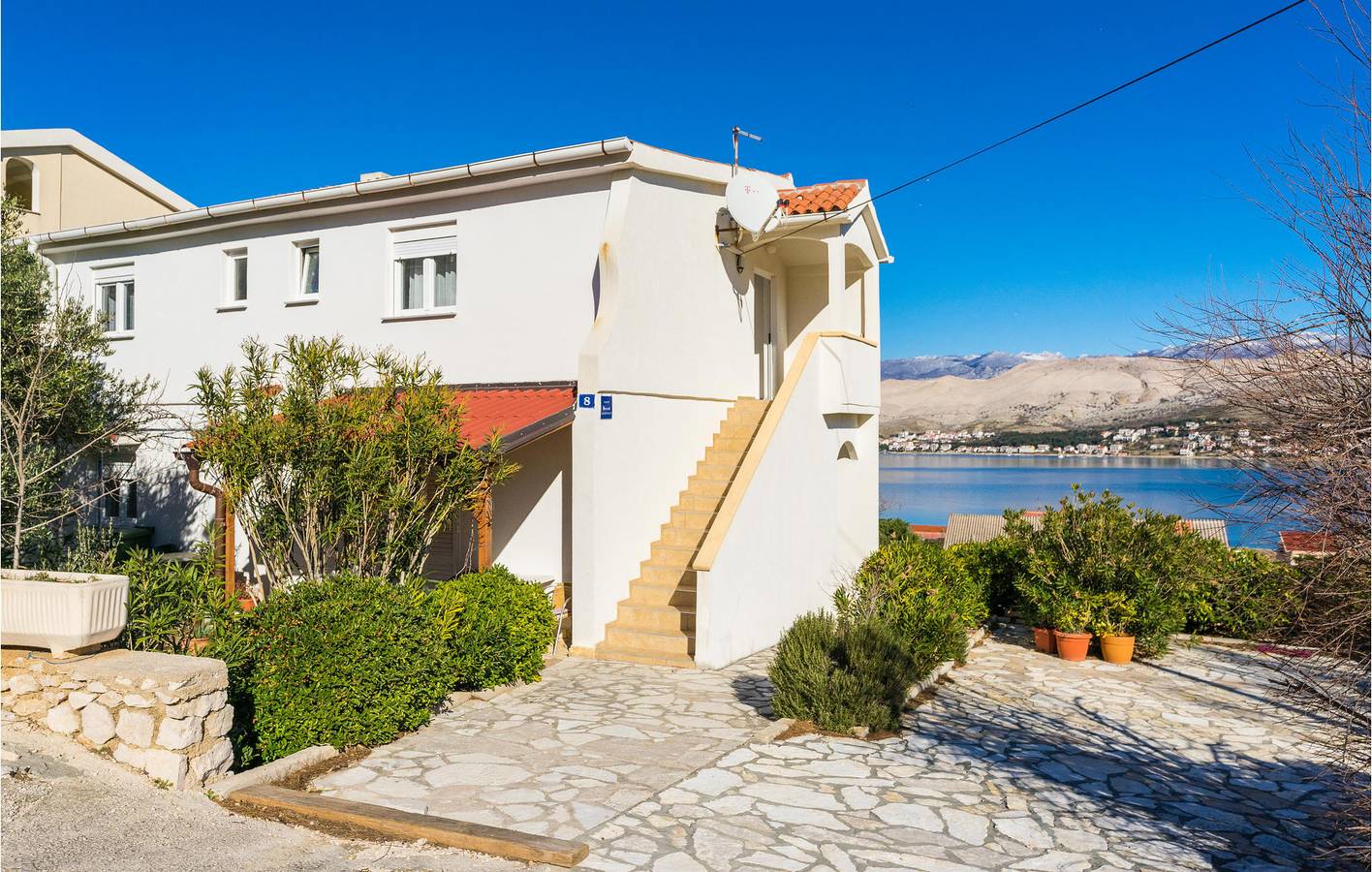 Ganze Ferienwohnung, Ferienwohnung für 4 Personen mit Terrasse in Pag Stadt, Pag