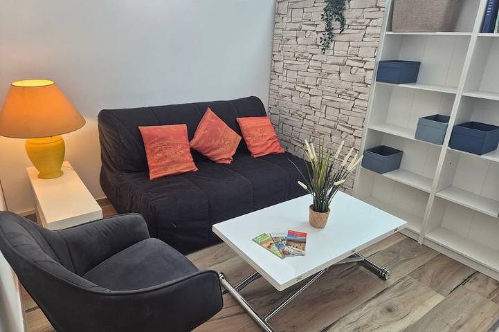 Gîte pour 2 personnes, avec jardin et piscine, animaux acceptés dans Les Paluds de Noves