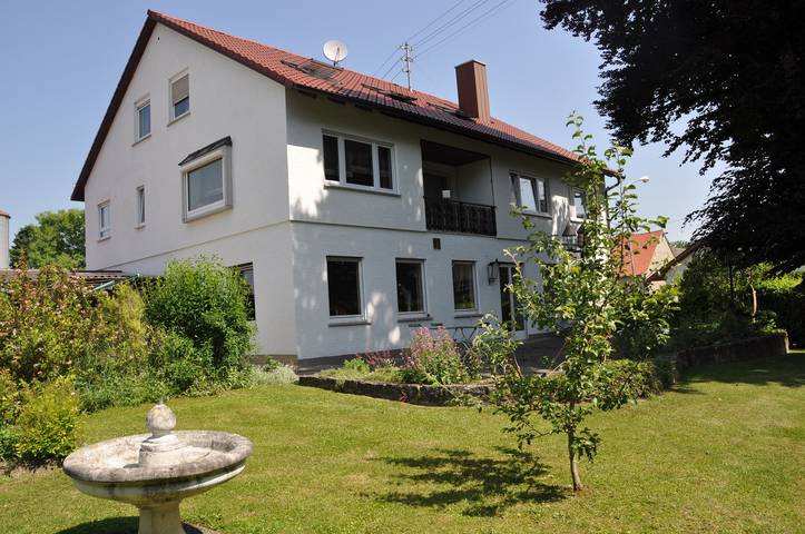 Ferienwohnung für 5 Personen, mit Terrasse und Garten in Leipheim