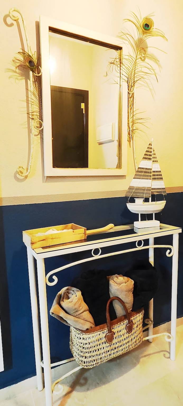 Appartamento intero, Appartamento 'Golf Y Costa' con piscina condivisa, Wi-Fi e aria condizionata in Costa Ballena, Chipiona
