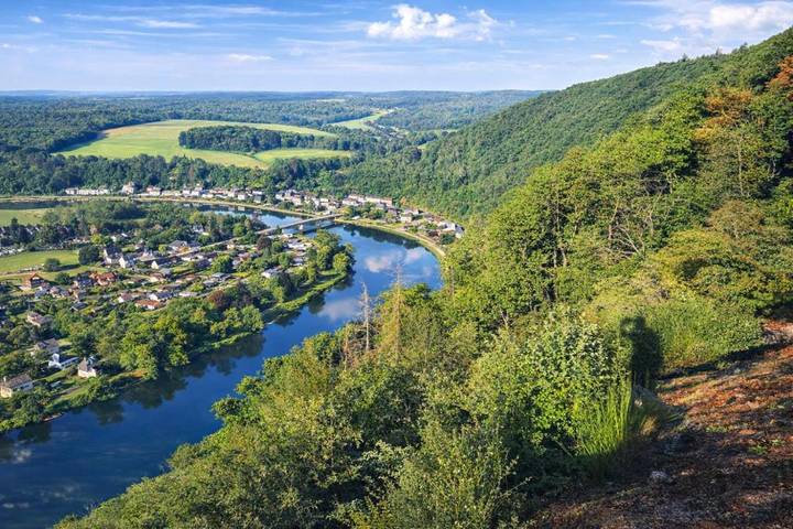 Location de vacances pour 2 personnes, avec jardin dans Godinne