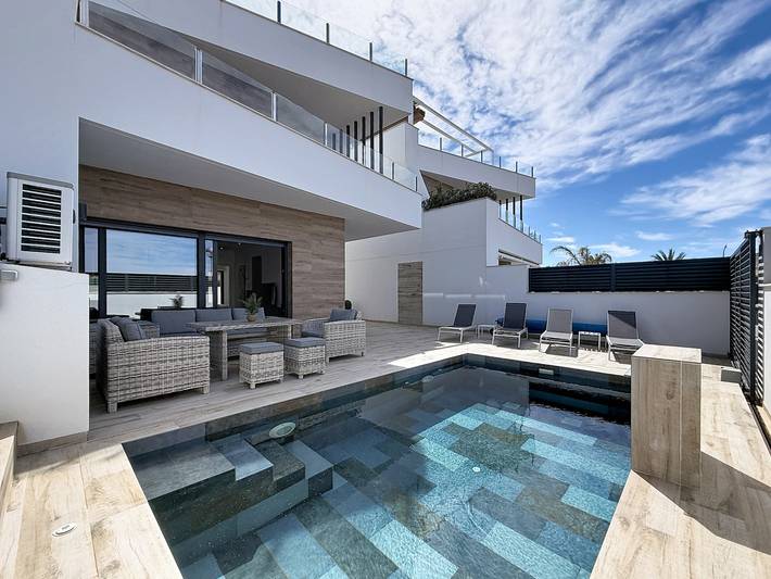 Ferienhaus für 8 Personen, mit Balkon und Terrasse in Guardamar del Segura - 3