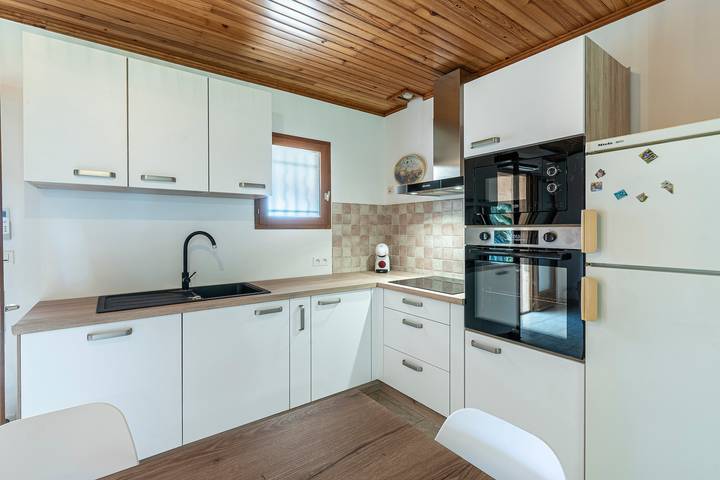 Location de vacances pour 6 personnes, avec terrasse et jardin, animaux acceptés à Santa-Lucia-di-Moriani - 3