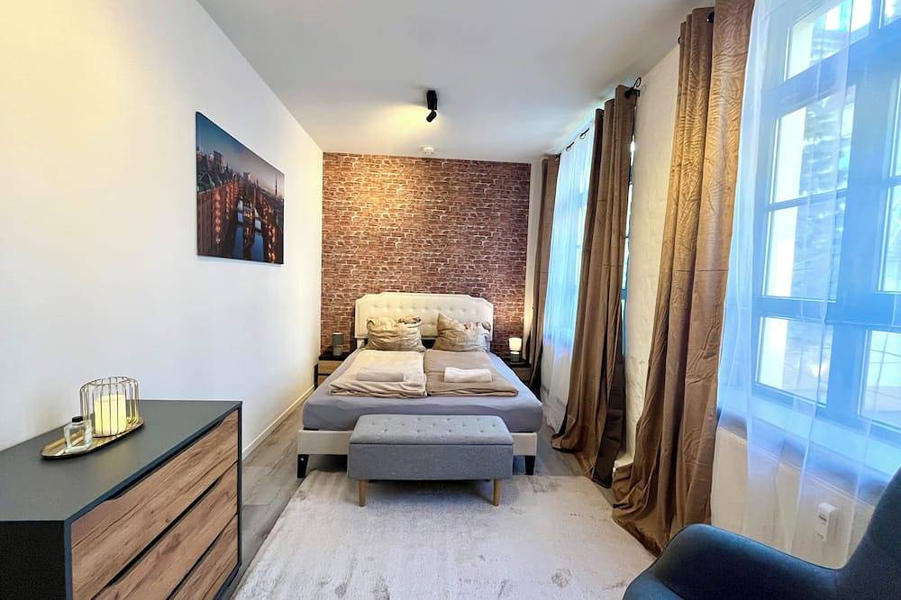 Ganze Wohnung, Industrial-Feeling in ruhiger Hinterhof-Lage in Leipzig-Südost, Leipzig