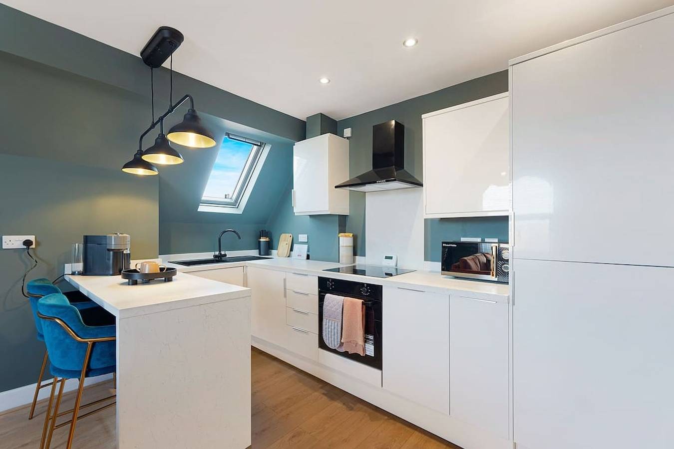 Entire apartment, Central Hartlepool 2Br Retreat  Sleeps 3 by Stay With Us in Hartlepool