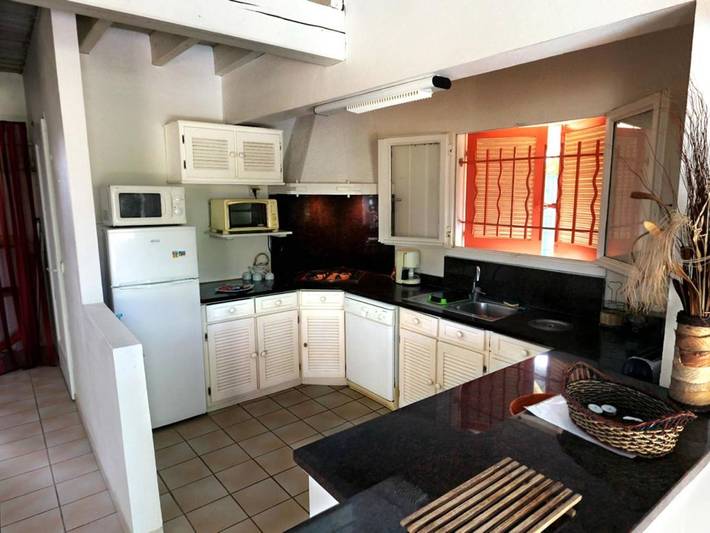 Parc de vacances pour 6 personnes, avec jardin ainsi que vue et piscine en Martinique - 3