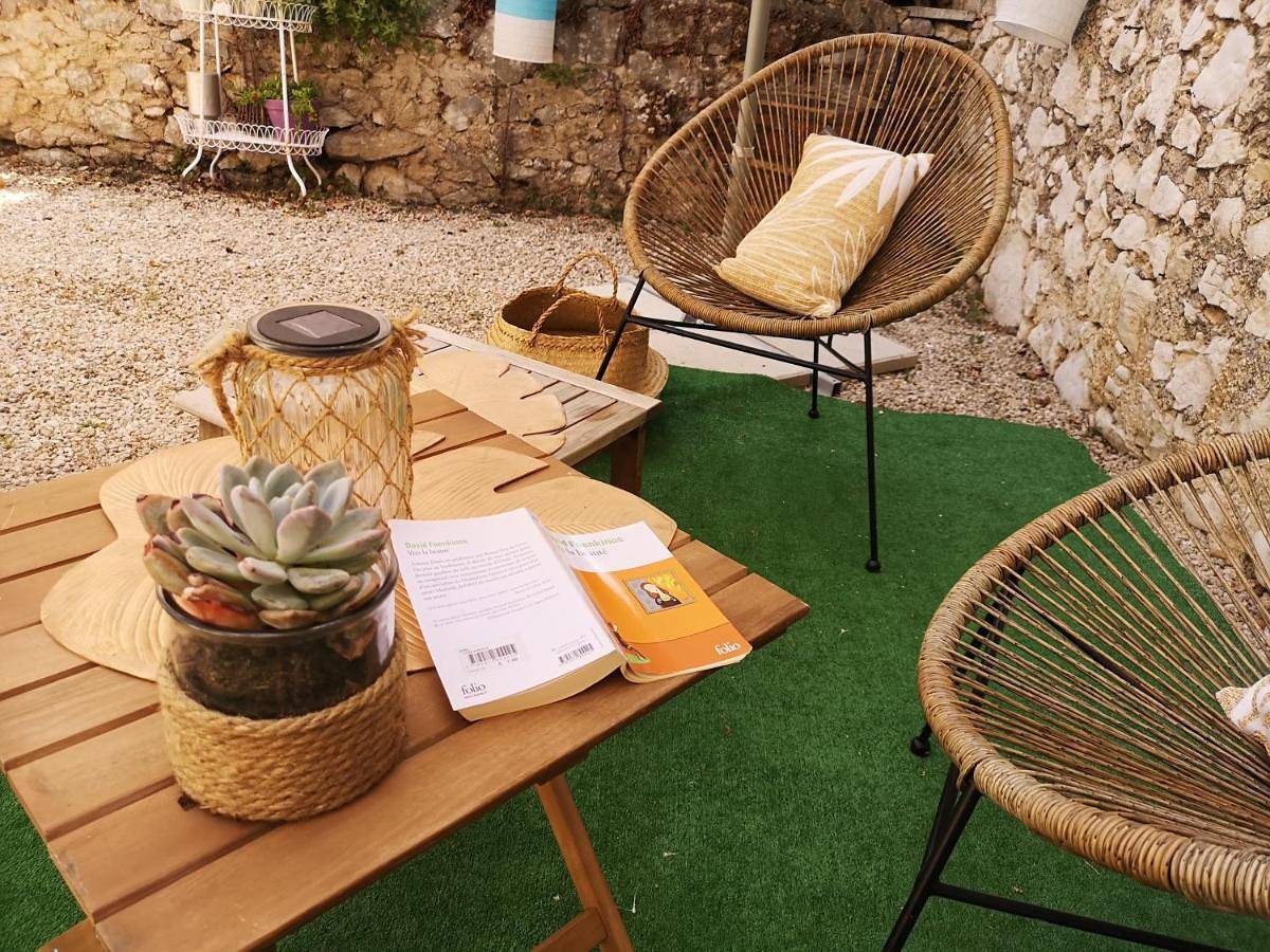 Appartement entier, One-Bedroom Apartment in Saint-Vallier-de-Thiey, Région de Cannes