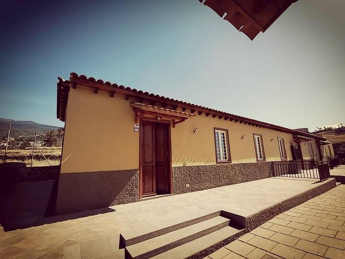 Casa rural para 4 personas, con vistas además de jardín y piscina en Puerto de la Cruz - 3