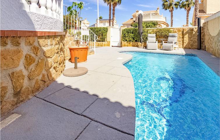 Ferienhaus für 6 Personen, mit Terrasse und Pool in Santa Pola - 4