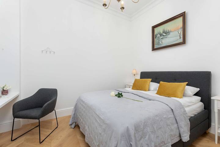 Ganze Wohnung, Bright Apartment in the City Centre by Noclegi Renters in Rzeszów, Karpatenvorland