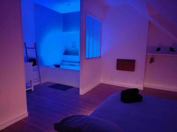 Gîte pour 2 personnes, avec jacuzzi à Châtel-Guyon - 3