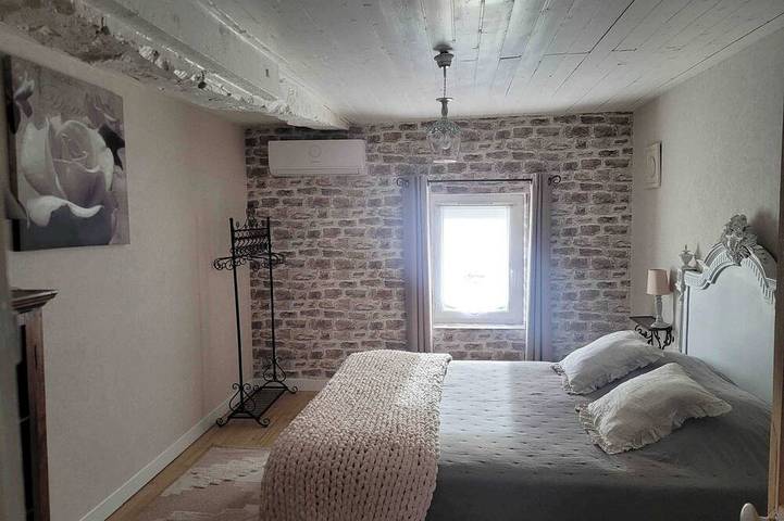 Location de vacances pour 7 personnes, animaux acceptés à Savignac-les-Églises - 4