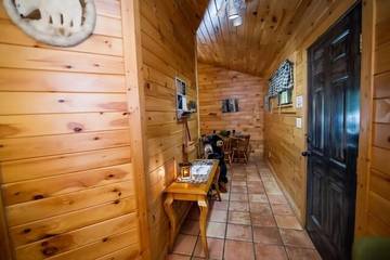 Glamping for 4 Guests in Broken Bow, Oklahoma, Picture 2