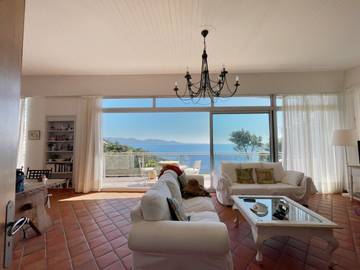 Villa pour 8 personnes, avec balcon et jardin dans Cap Bénat