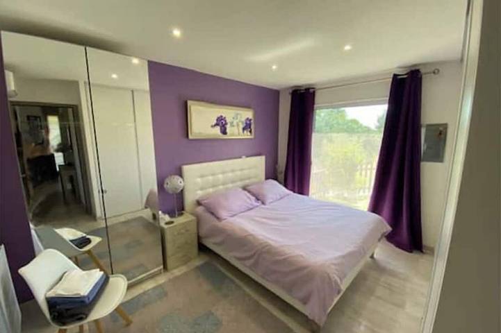 Pleasant villa, well exposed in Régusse, Brignoles Region