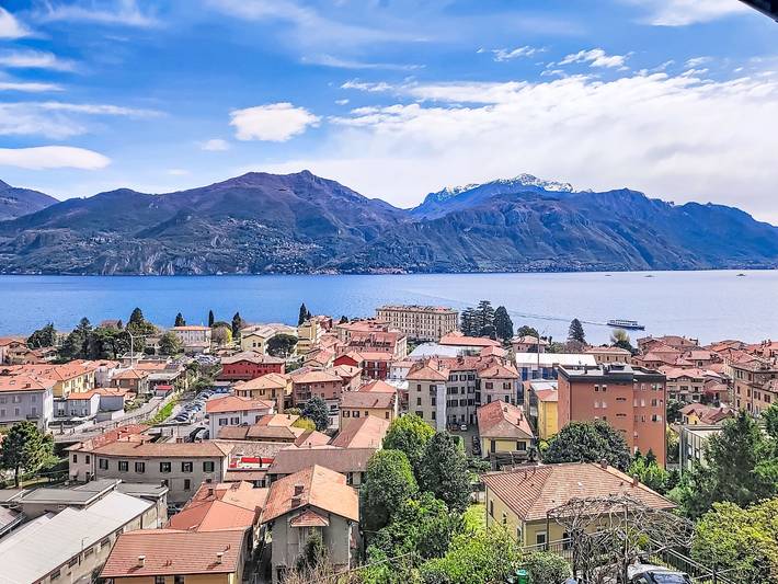 Ferienwohnung für 6 Personen, mit Seeblick und Ausblick sowie Garten und Terrasse, mit Haustier