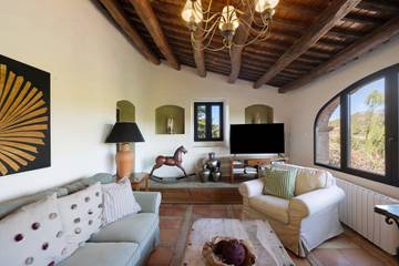 Casa Rural para 15 Personas en Bruch, Interior de Barcelona, Foto 4