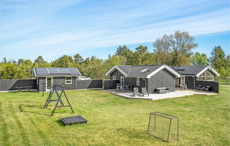 Ferienhaus für 10 Personen, mit Sauna und Whirlpool sowie Garten, mit Haustier in Bratten