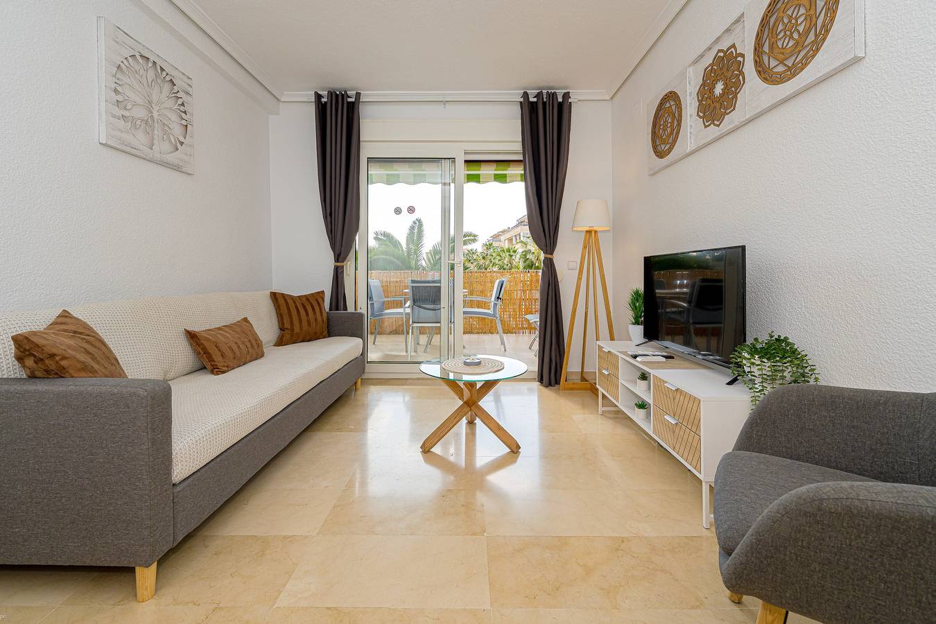 Entire apartment, Apartment 'Capitolio 1g' with Mountain Views, Wi-Fi and Air Conditioning in L'Albir, Alfàs del Pi