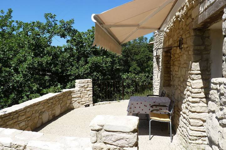 Gîte pour 2 personnes, avec Balcon et Piscine