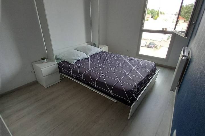 Gîte pour 6 personnes à Pierre-Bénite - 3