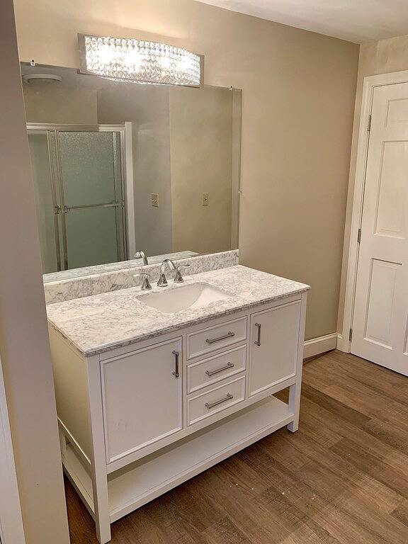 Vacation rental for 9 people, with yard and terrace in Ogunquit