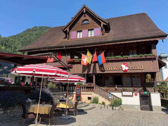 Hôtel pour 2 personnes, avec Terrasse ainsi que Jardin et Vue à Gersau