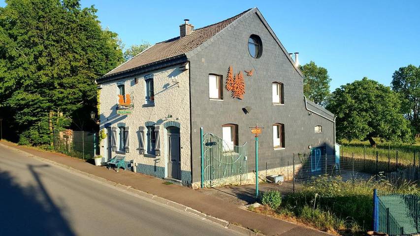 Gîte pour 2 personnes, avec terrasse et vue dans Hockai