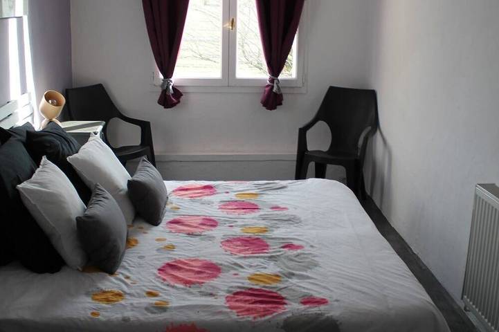 Chambre d’hôte pour 2 personnes, avec jardin dans la Drôme