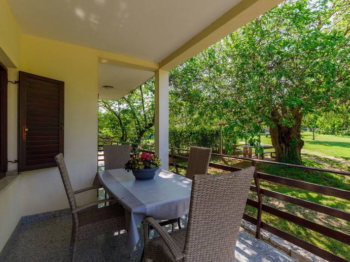 Ferienwohnung für 4 Personen, mit Terrasse und Garten in Savudrija - 3