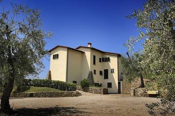 Villa per 23 Persone in Montecatini Terme, Provincia di Pistoia, Foto 2